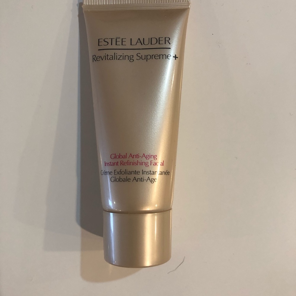 Estée Lauder global anti-aging refinishing facial